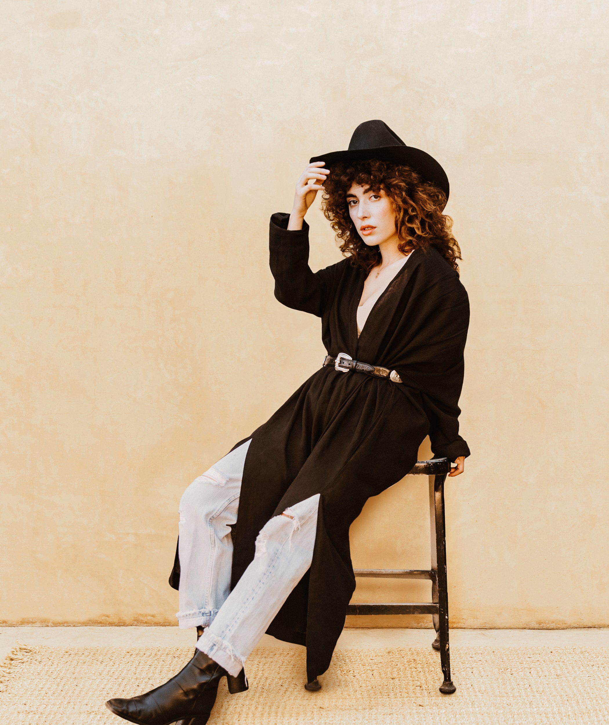 Ara Cloak – Mari & Fatou